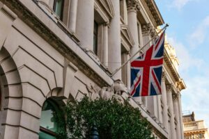 Why Your Job Ad Isn’t Getting Applications in Scotland Right Now